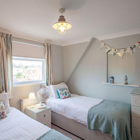 The Castleton Bed & Breakfast Суонидж Екстериор снимка